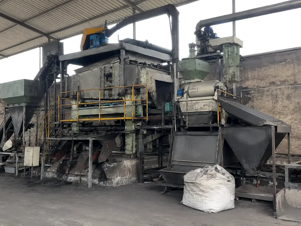 Activated carbon screening and separation line at the factory