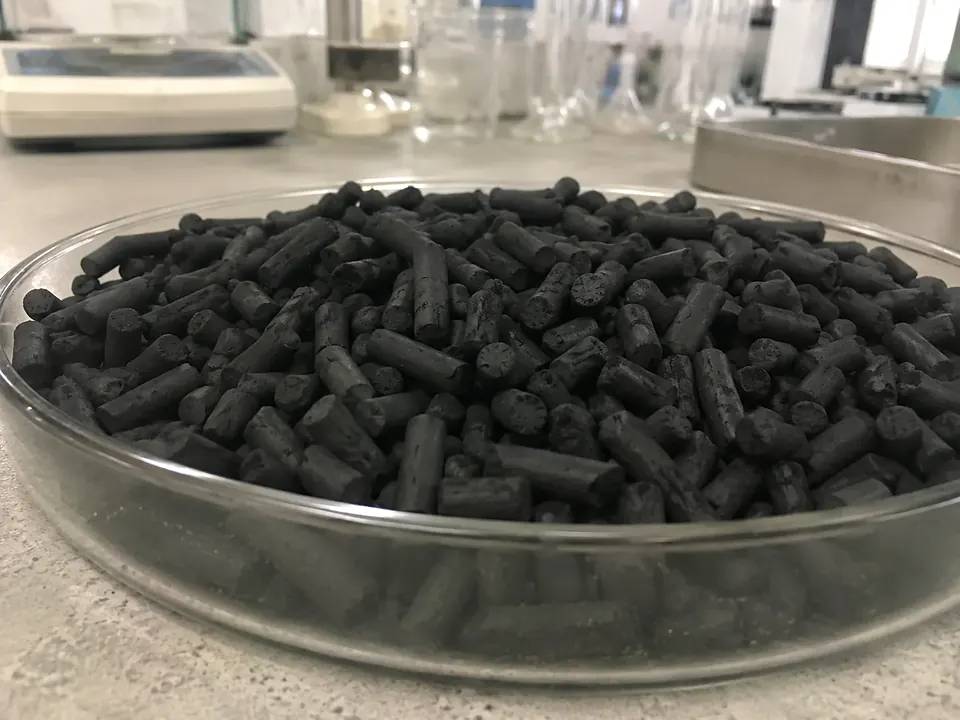 Pellet activated carbon sample appearance reference